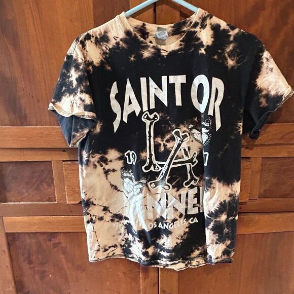 Gildan tshirt short sleeve tie dyed LA Saints or Sinners size medium - Picture 1 of 7